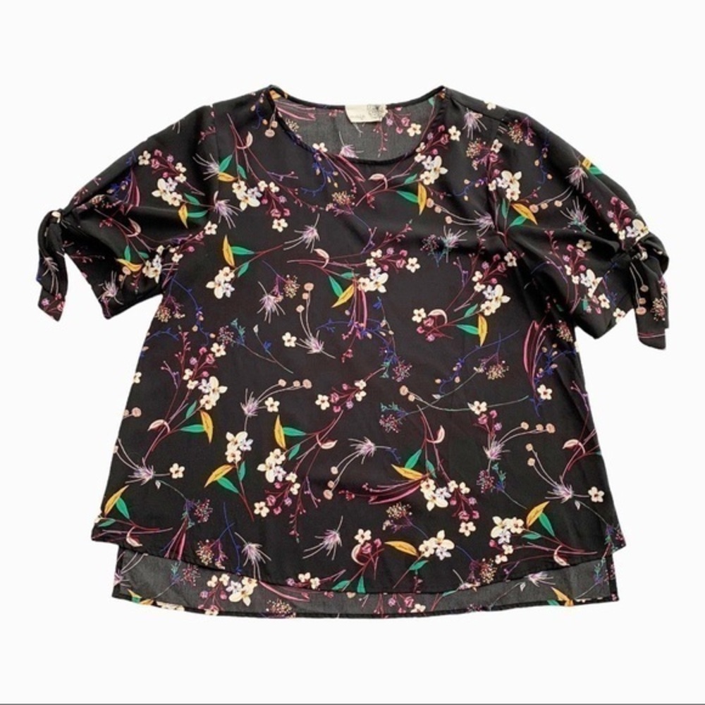 Everleigh Floral Printed Women Top Small‎